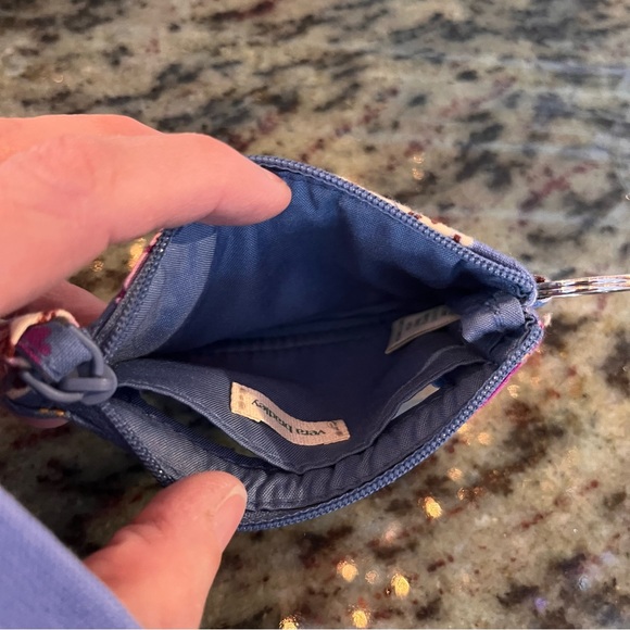 Vera Bradley Zip ID Case in “Bark Park” Pattern NWOT - Picture 3 of 8